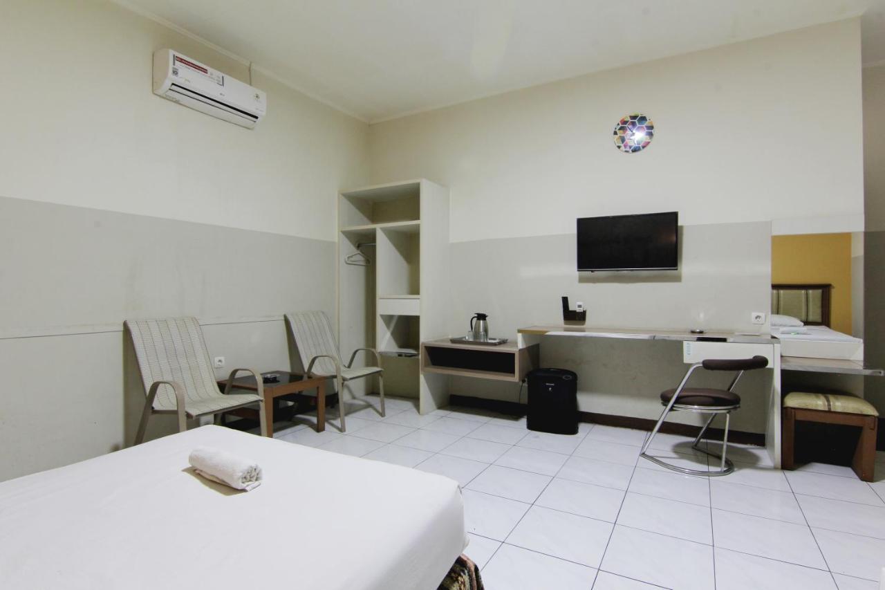 Hotel Palem Bandung Buitenkant foto