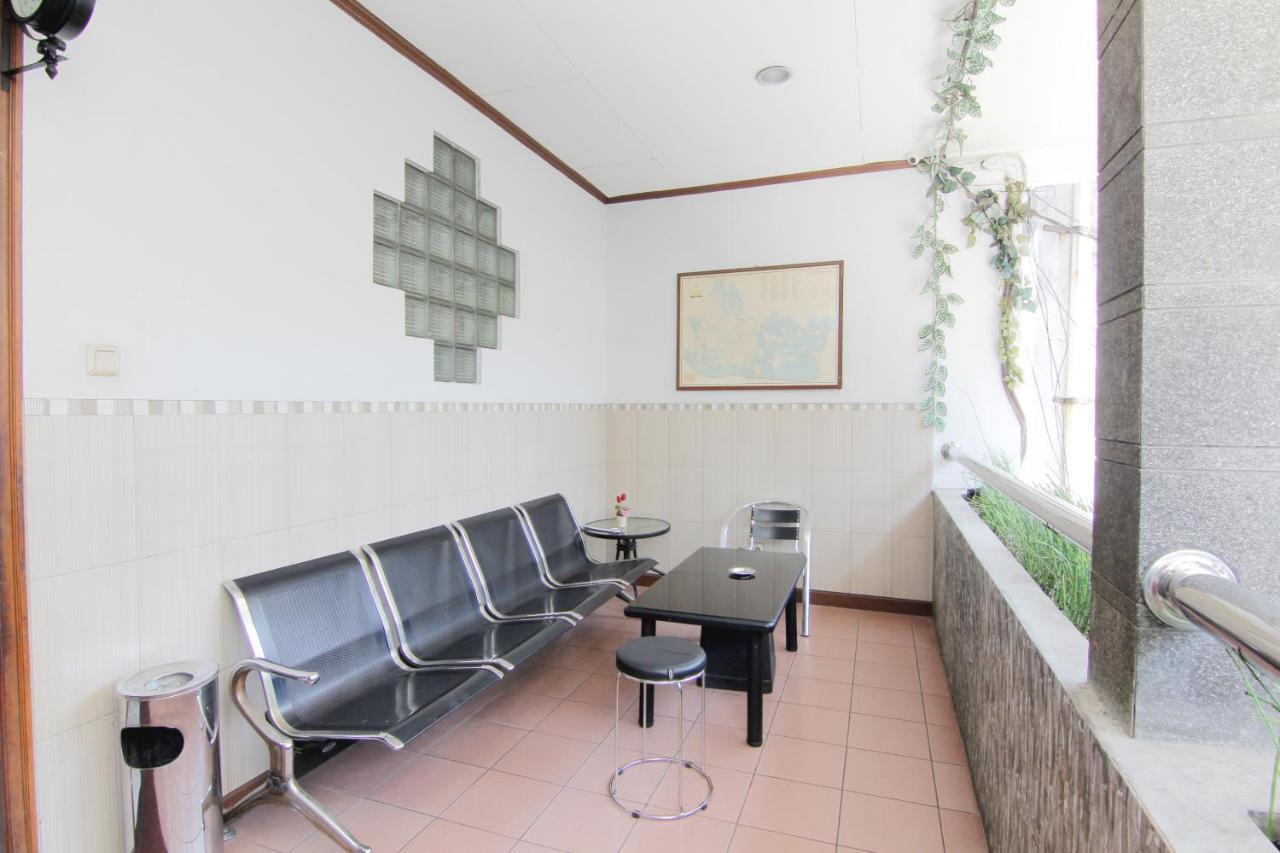 Hotel Palem Bandung Buitenkant foto